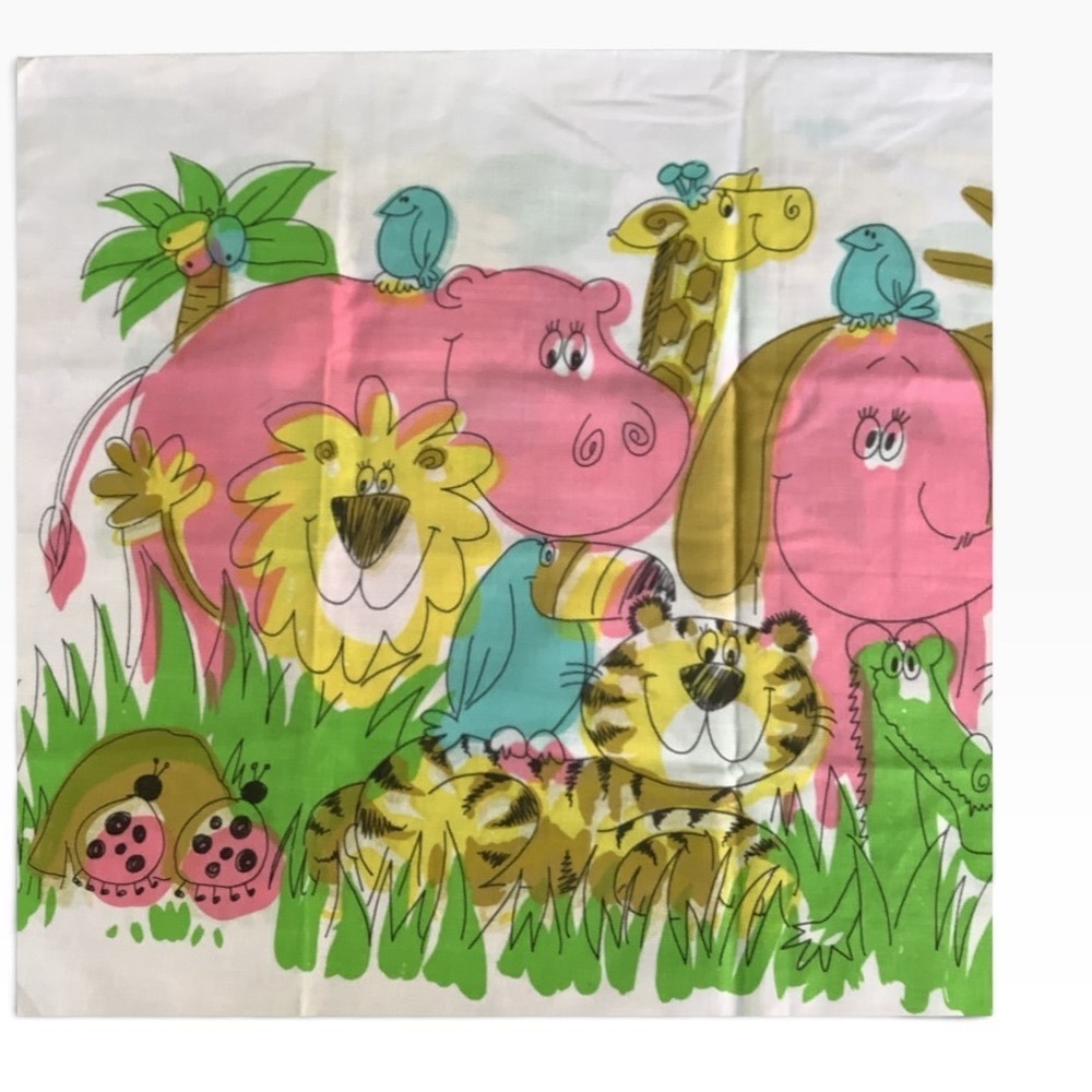Vintage Springmaid Marvelaire Jungle Animal Pillowcase Pink Hippo Lion Tiger Sun - Picture 4 of 6
